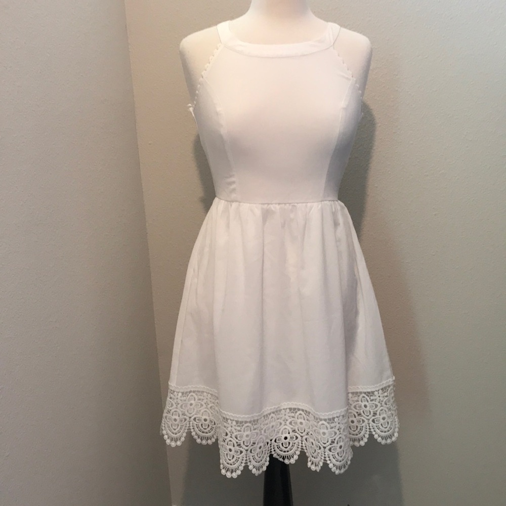 Doe & Rae Lace Trim Dress